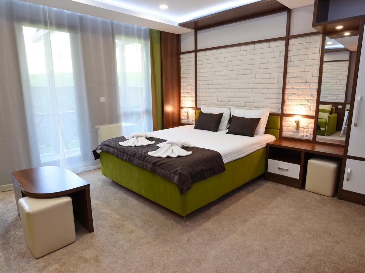 Green Life Boutique Apartments Банско Экстерьер фото