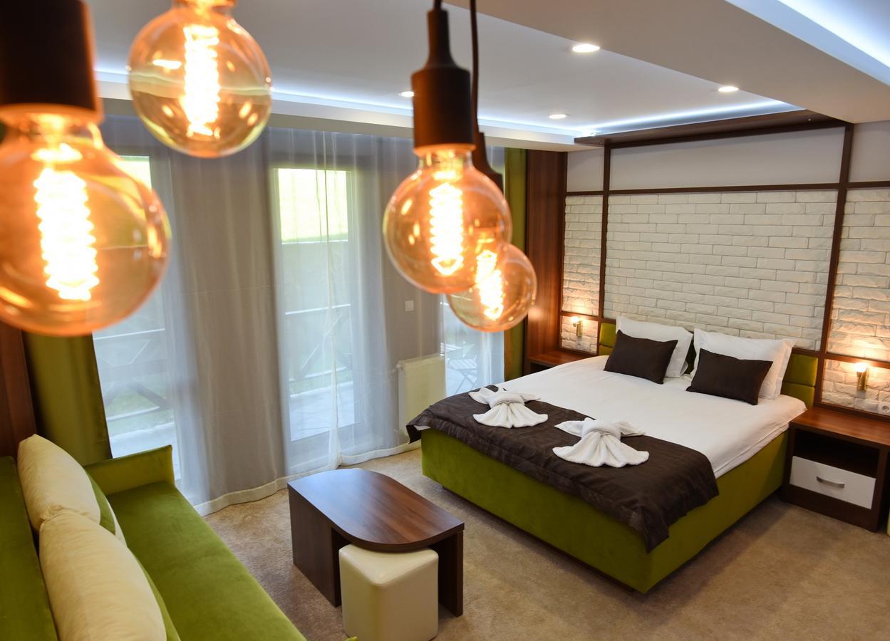 Green Life Boutique Apartments Банско Экстерьер фото